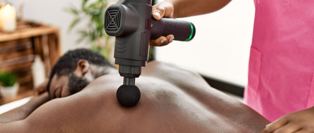 in dit artikel vind je beste massage apparaten voor de rug