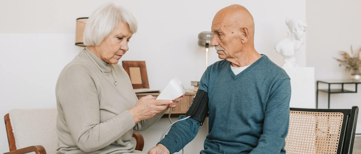 in dit artikel behandelen we alles over de normale bloeddruk in verschillende omstandigheden||